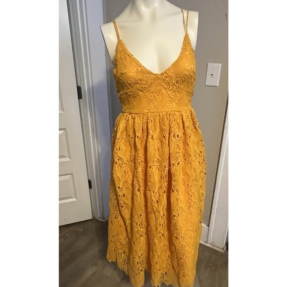H&M Mustard Yellow Floral Lace Dress Women's Size Small NEW NWT - Picture 2 of 13